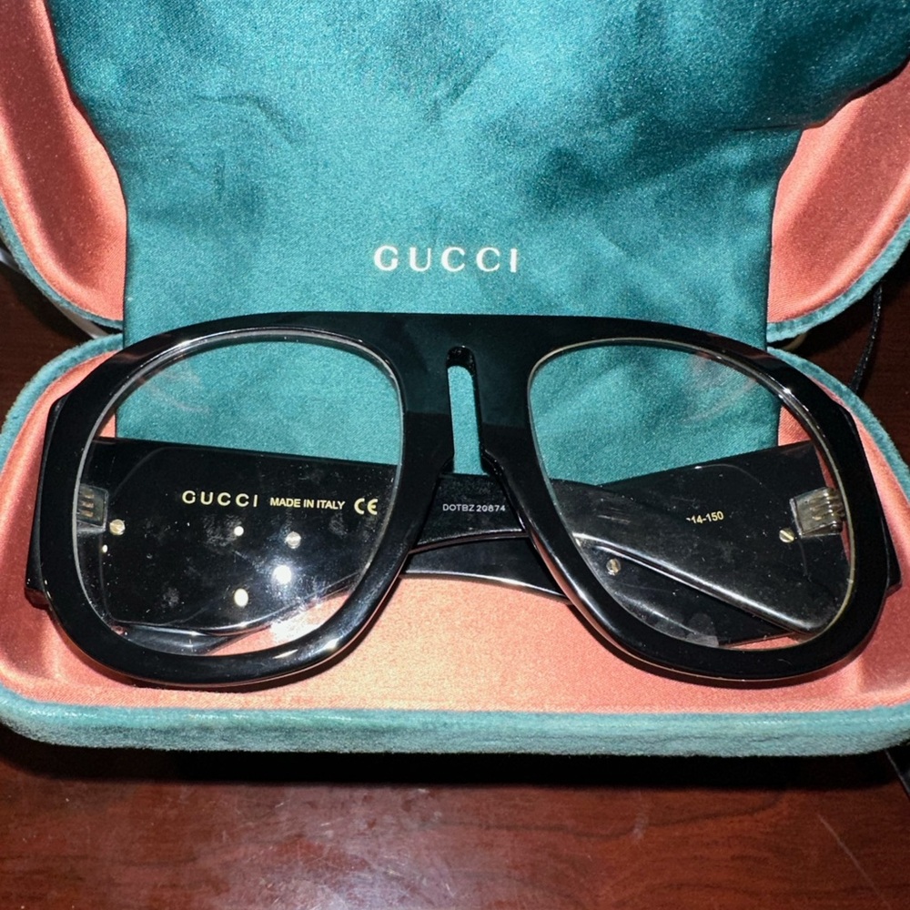 Authentic Gucci Eyeglass Frames GG0152s